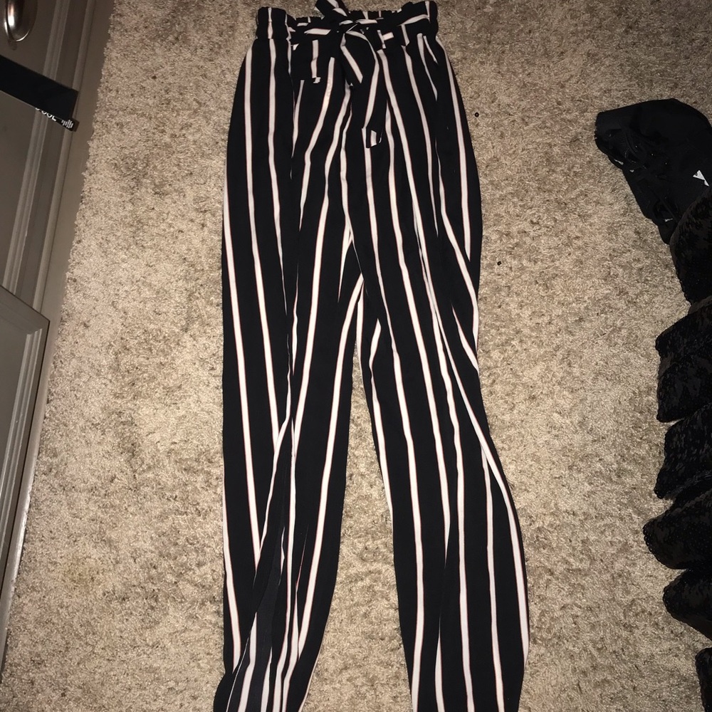 Brand new cute stripped pants